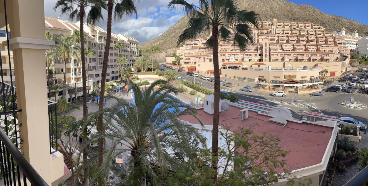 Castle Harbour Los Cristianos Beautiful Studio With Pool View Kültér fotó